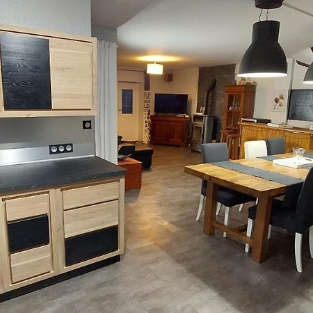 La Talonniere, Maison De Village Avec Terrasse Et 3 Chambres Messas Exteriér fotografie